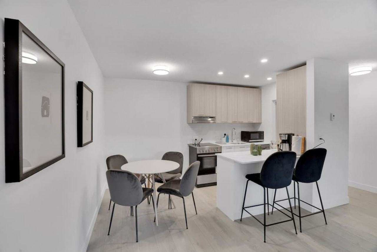 2225 West 8th Ave #1051803P - Photo 4 of 20