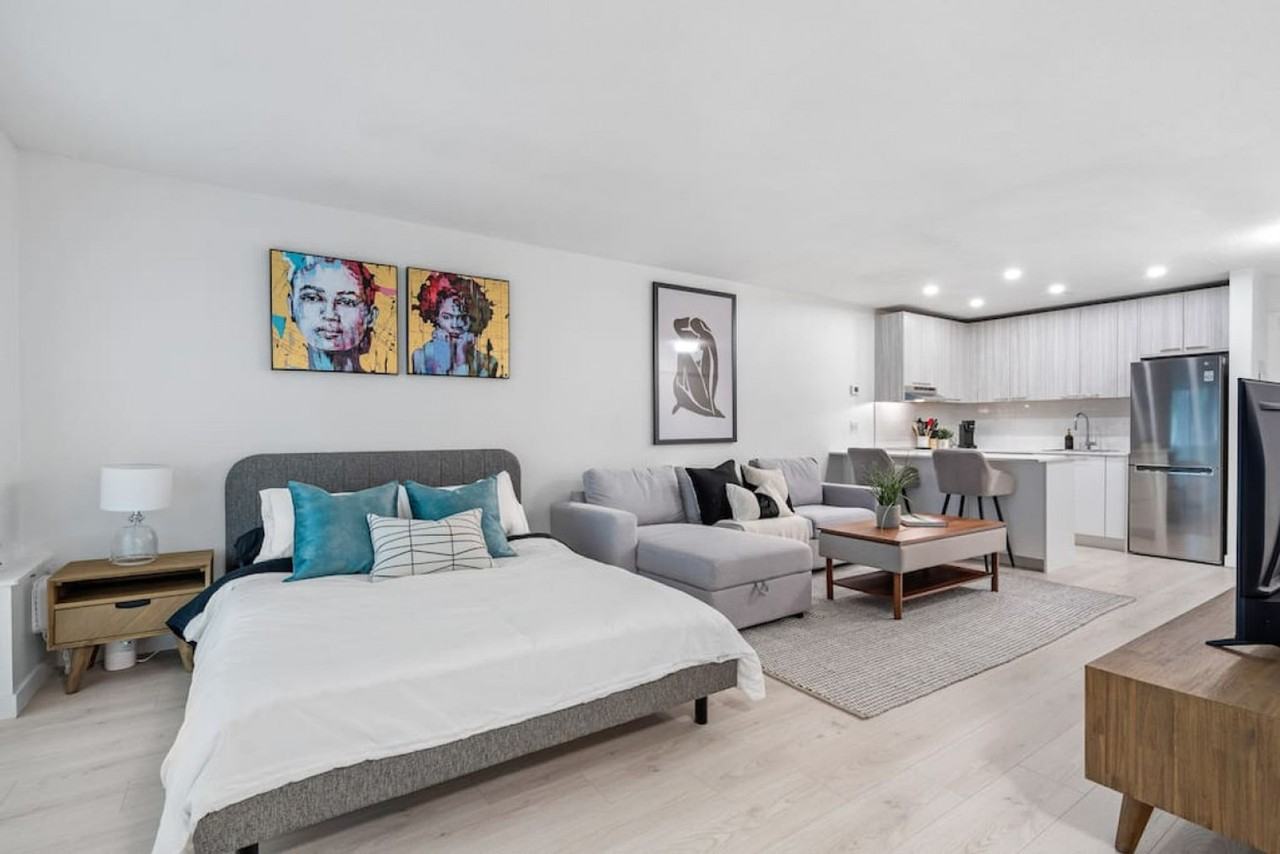 2225 West 8th Avenue - Photo 5 of 35