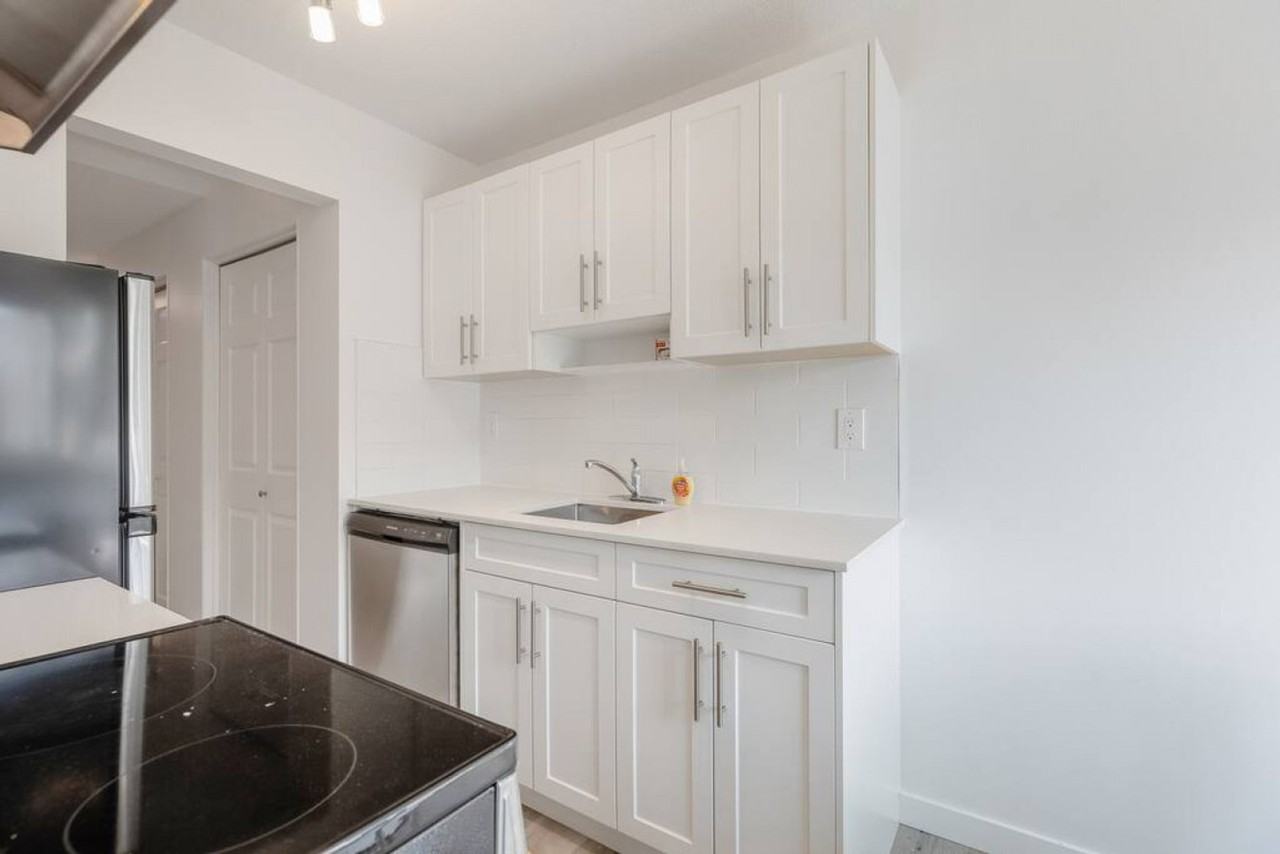 254 East 12th Ave #1051805P - Photo 5 of 24