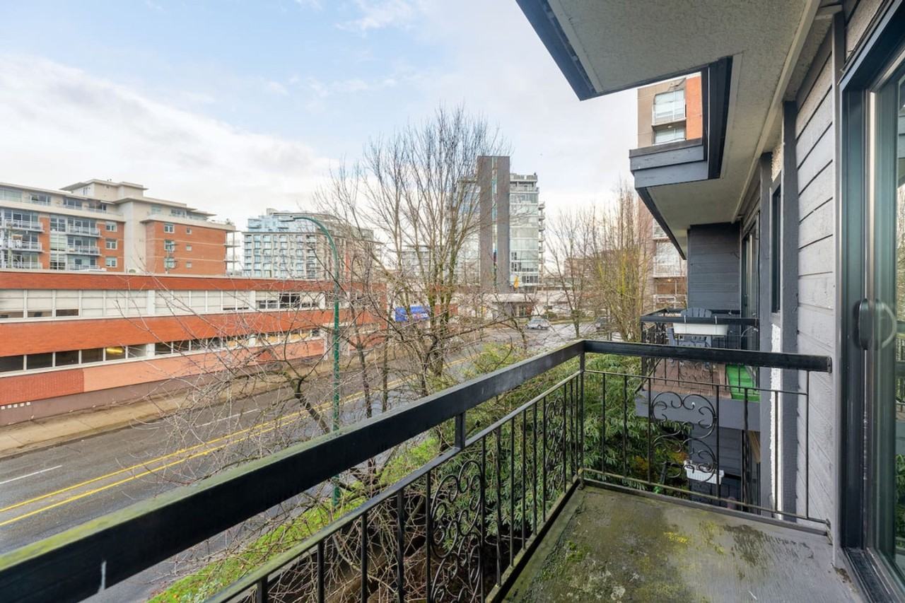 254 East 12th Ave #1051851P - Photo 3 of 15