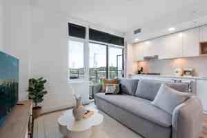 featured image of 4433 Alaska St