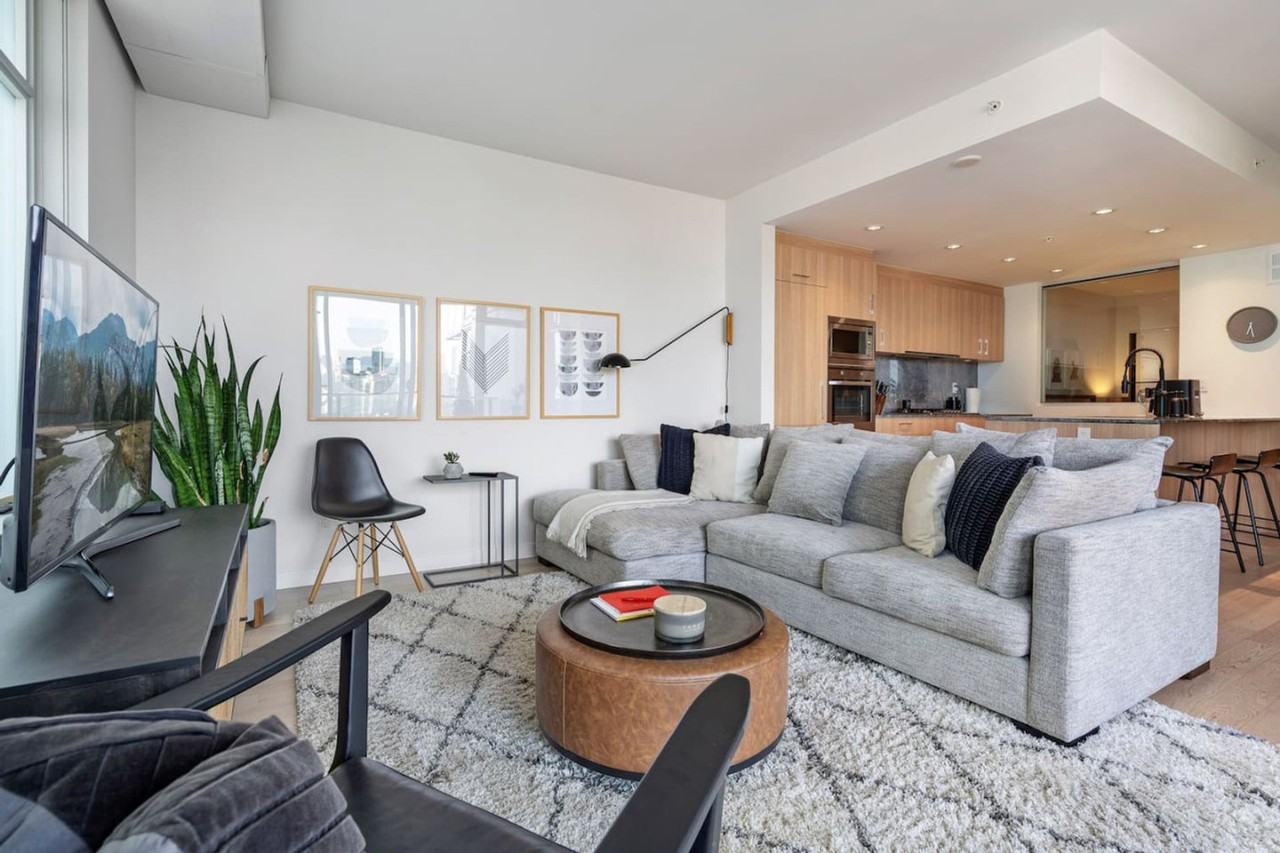 728 West 8th Ave #1051903P - Photo 5 of 31