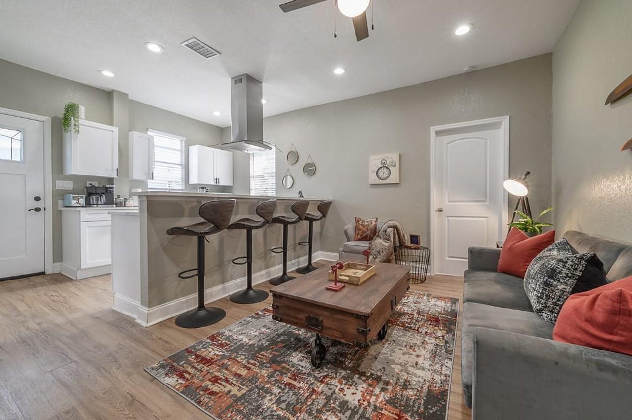 2501 West North B Street - Photo 3 of 63