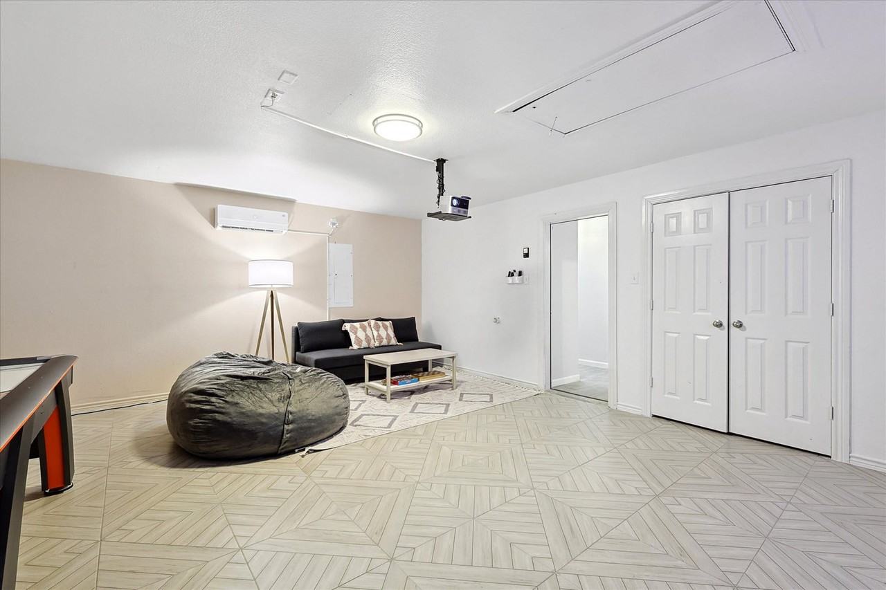 111 Creekview Dr W #1056457P - Photo 2 of 50