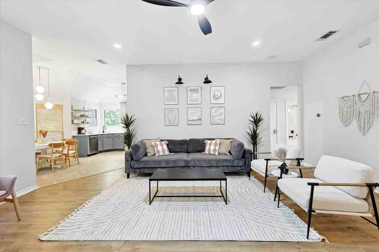 111 Creekview Dr W #1056457P - Photo 6 of 50