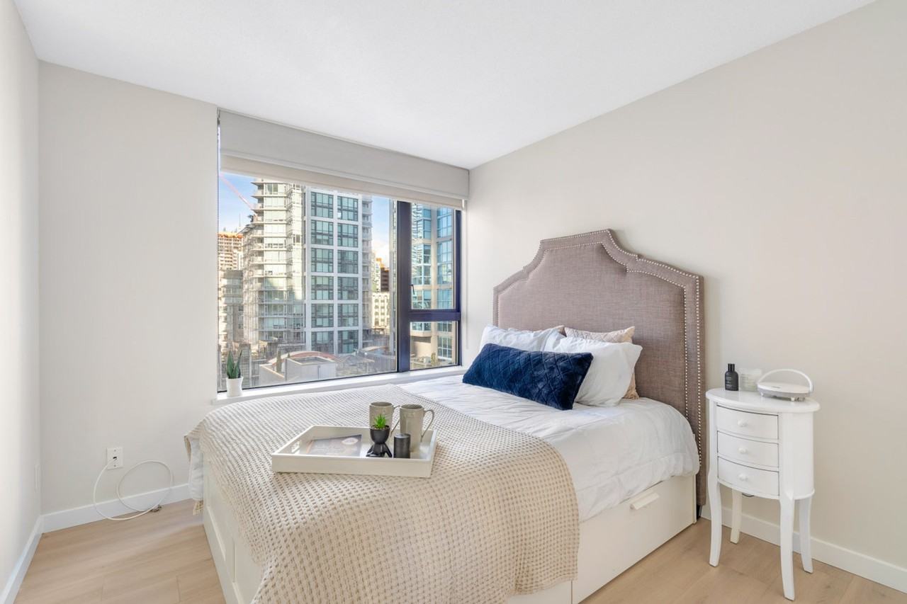 1295 Richards St #1057712P - Photo 3 of 37