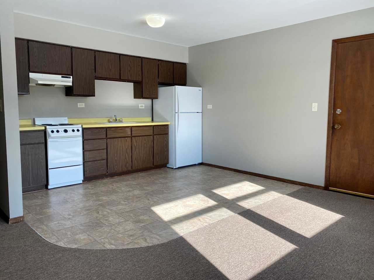 Eagle Rock 3 - Photo 4 of 21