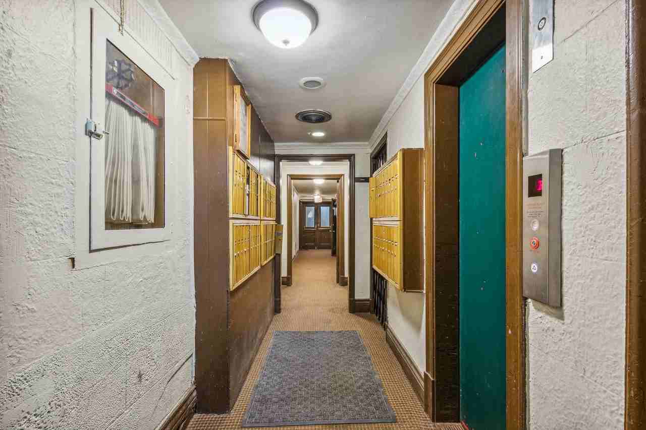 120 Glynn Ct. - FDR Seward Glynn - Photo 3 of 16