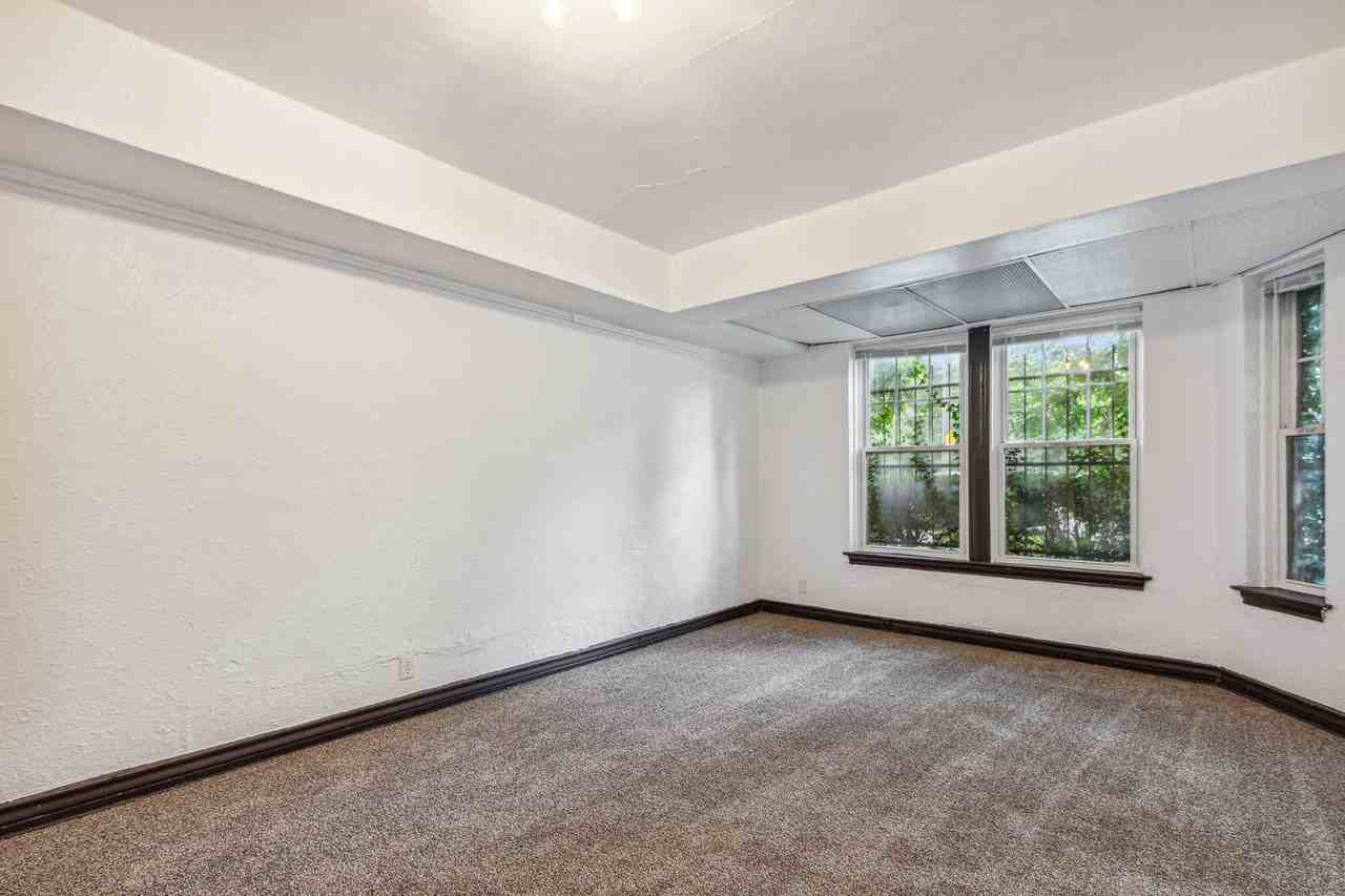120 Glynn Ct. - FDR Seward Glynn - Photo 5 of 16
