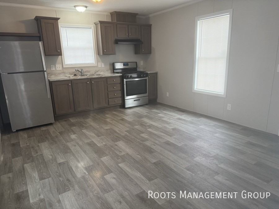 1995 S Schuyler Ave Trlr B2 #B2 - Photo 3 of 10