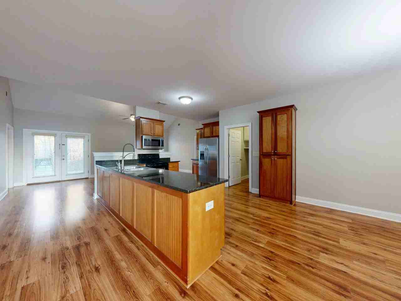176 Garrett Dr - Photo 2 of 16