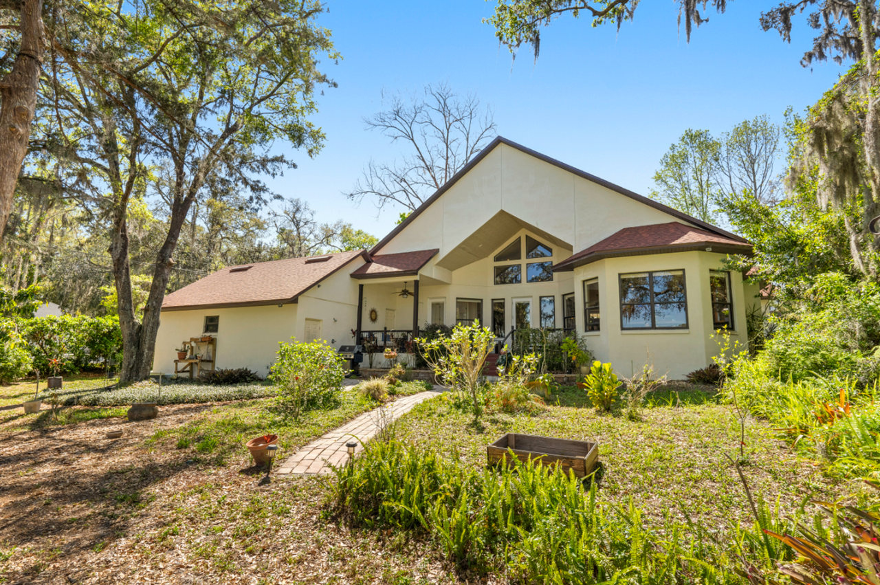 1005 Marion Oaks Ct - Photo 2 of 31