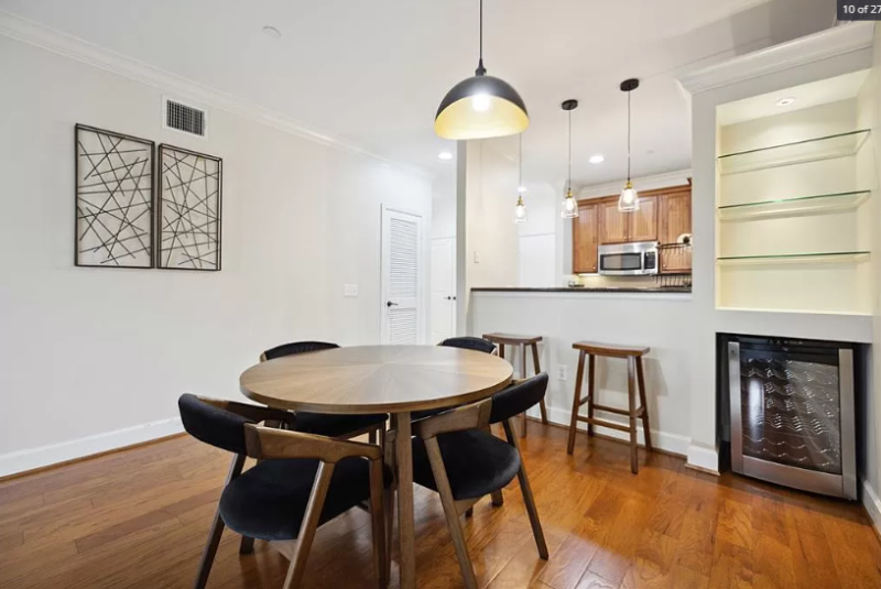 2203 Dorrington St #304 - Photo 6 of 18