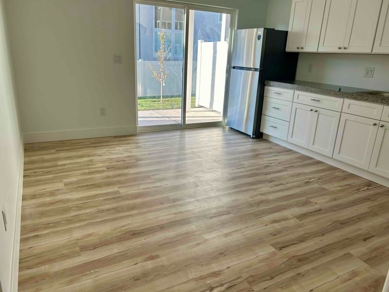 1313 West Caine Drive - Photo 5 of 19