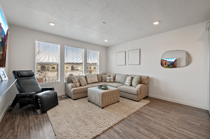 1104 W Early Light Way - Photo 5 of 20