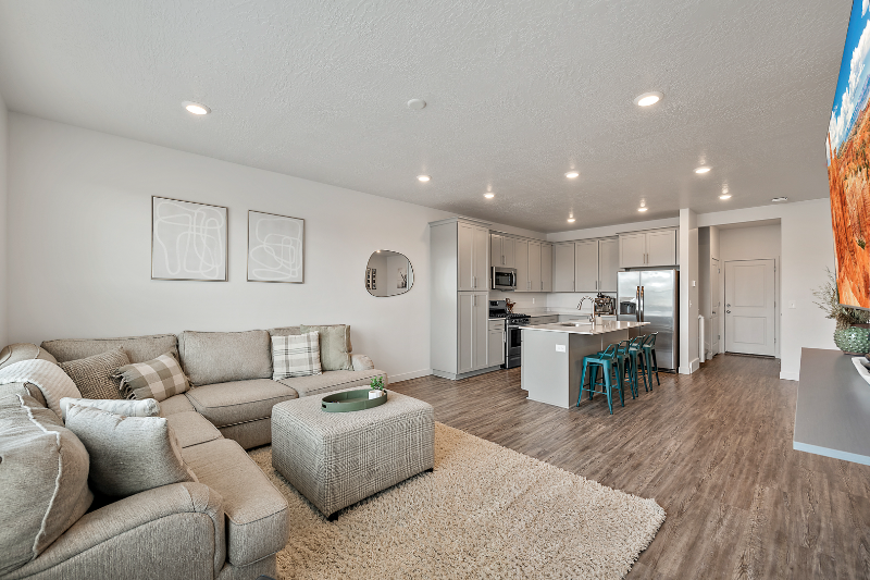 1104 W Early Light Way - Photo 7 of 20