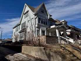 713 S 31st St #UPPER - Photo 1 of 1