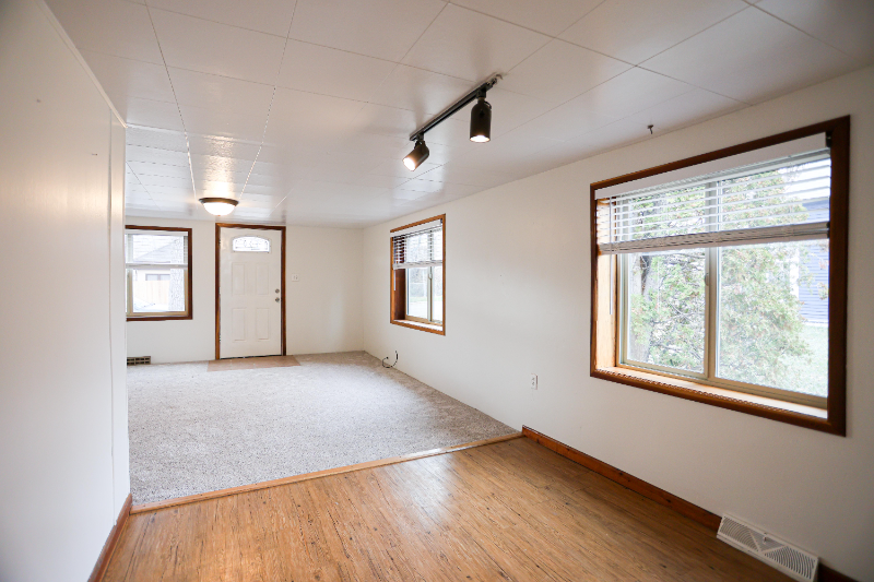 217 S G St - Photo 3 of 20