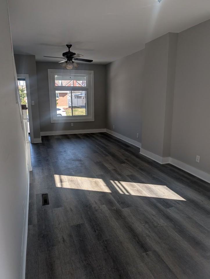 416 E Laurel St - Photo 7 of 18