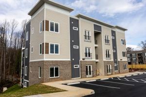 featured image of 2118 Commonwealth Dr