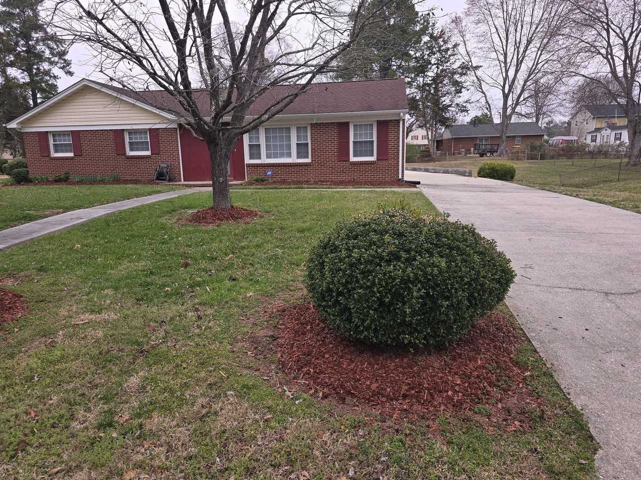 111 Richland Rd - Photo 3 of 42