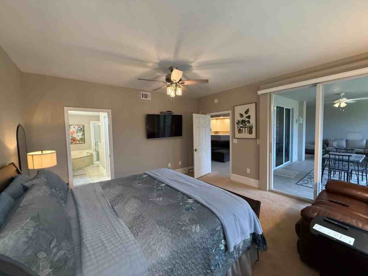 269 Vintage Bay Dr #3 - Photo 7 of 13