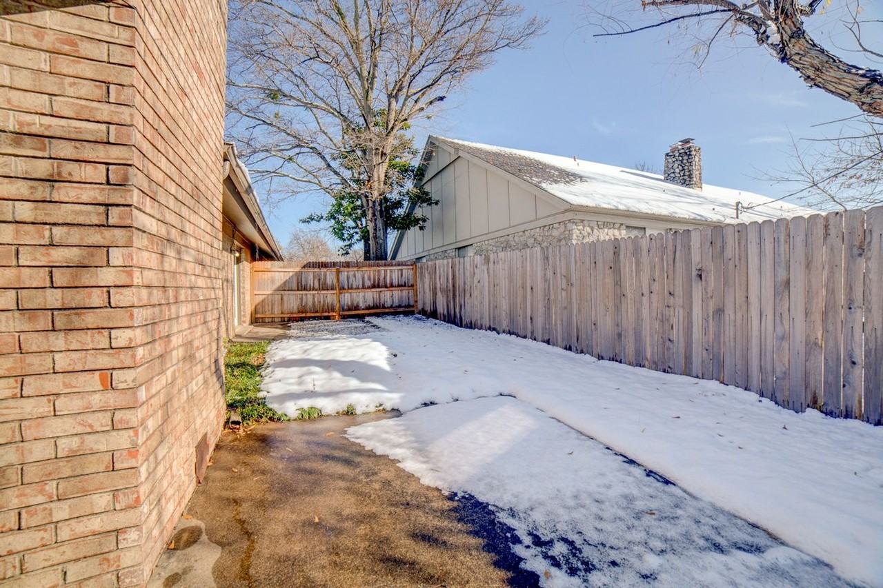 3302 E 56th Pl #A - Photo 3 of 27