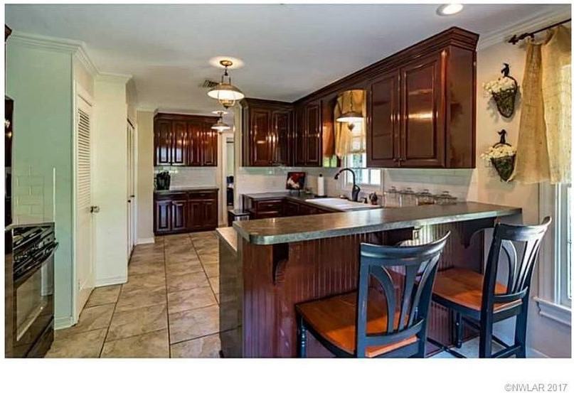 3624 Gilbert Dr - Photo 5 of 21