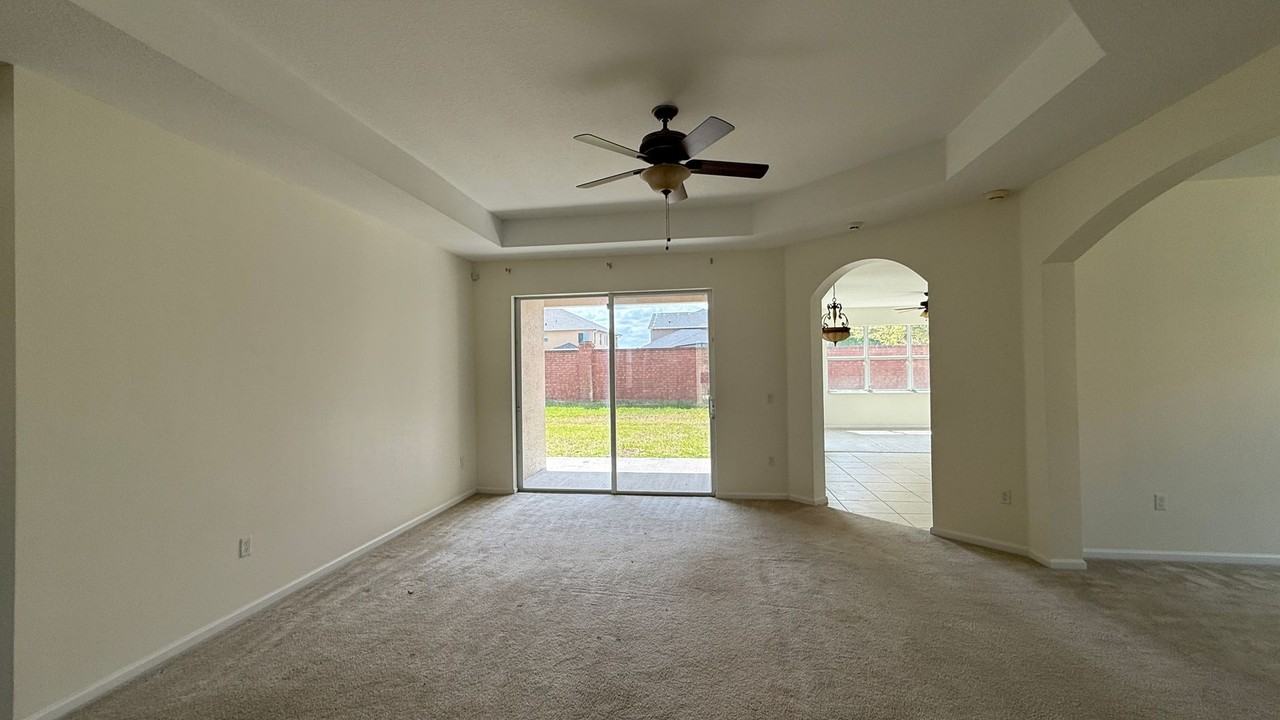 15812 Starlite St - Photo 6 of 43