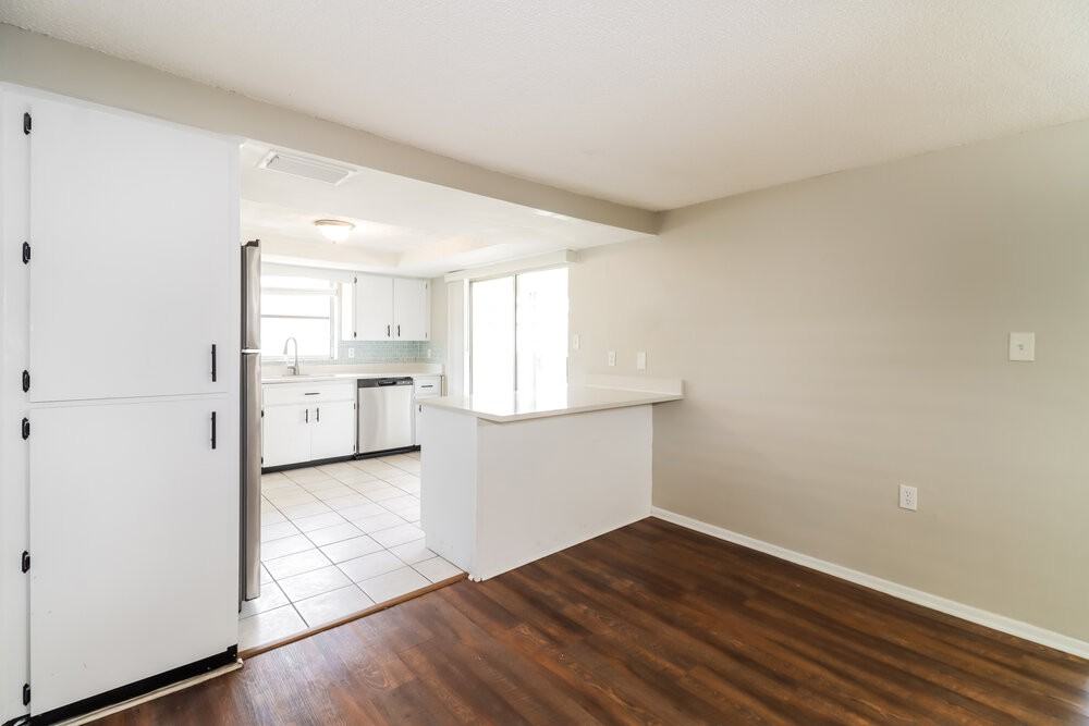 7105 Sonata Dr - Photo 7 of 16