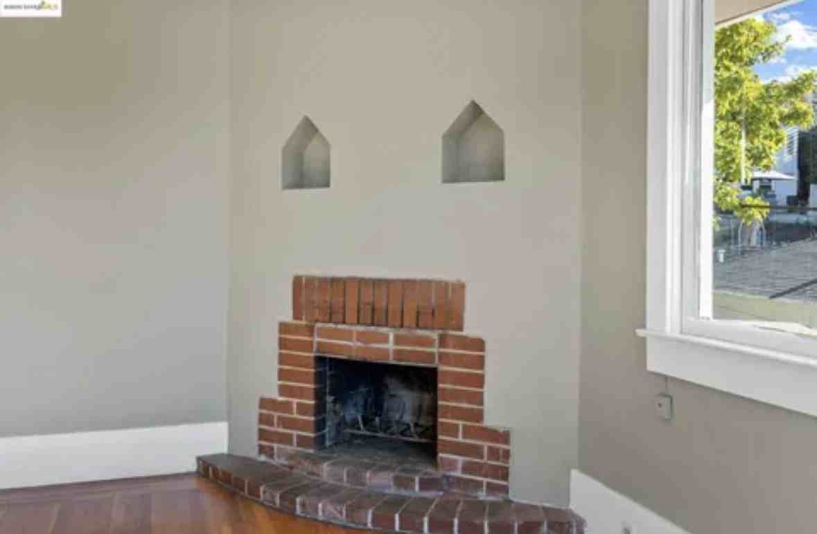 717 Coventry Rd - Photo 3 of 14