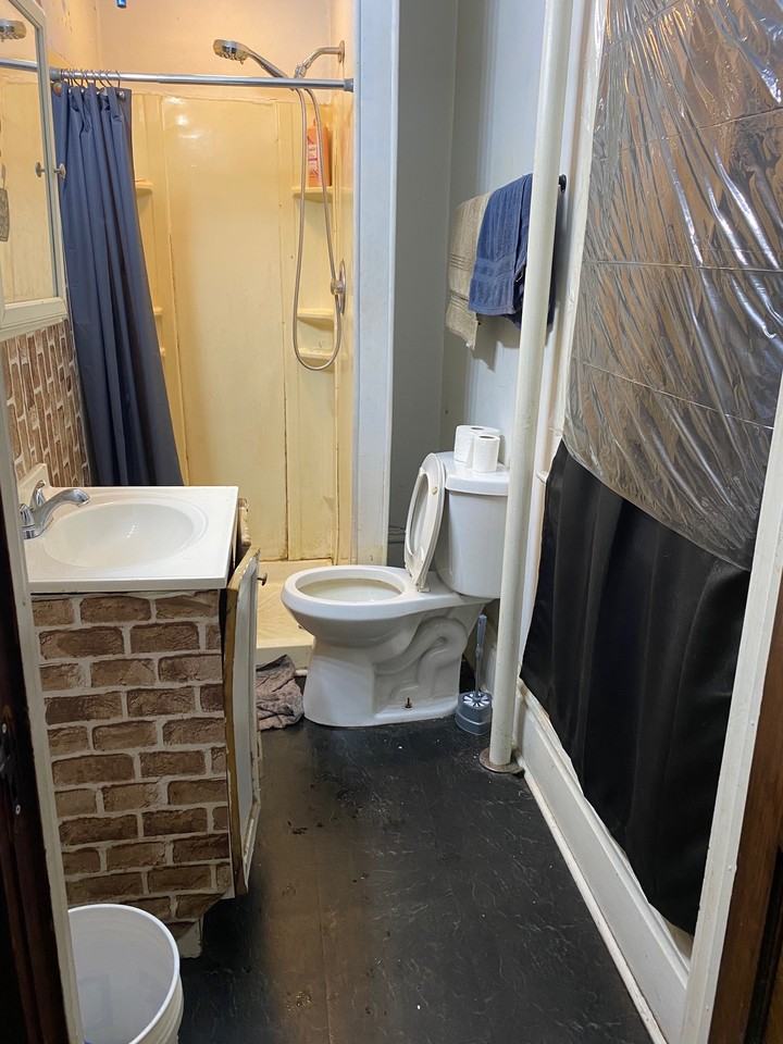 27 E Kerr St #A - Photo 5 of 6