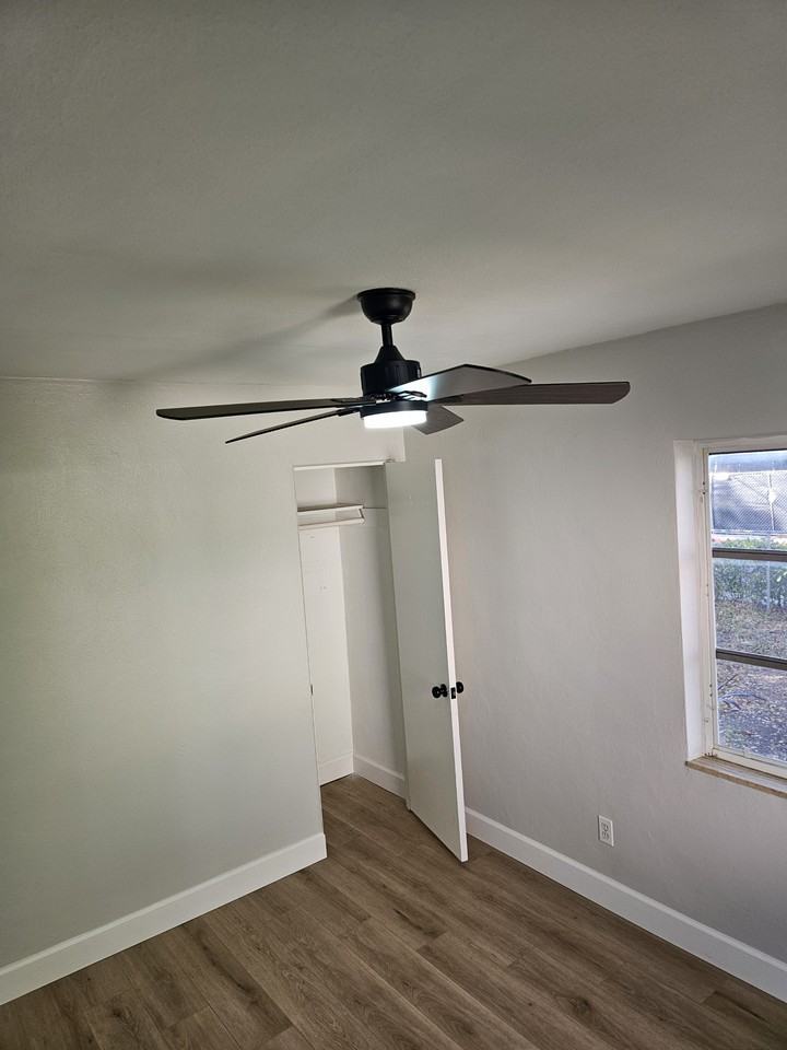 264 Ridge Rd N #NA - Photo 4 of 12