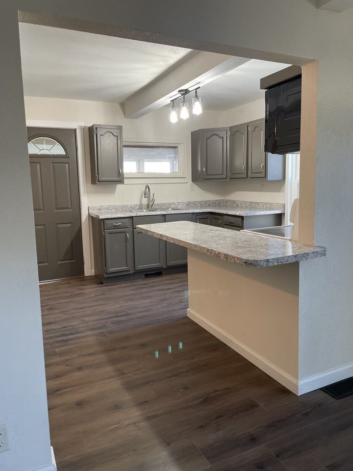 415 Kellogg St #NA - Photo 4 of 11