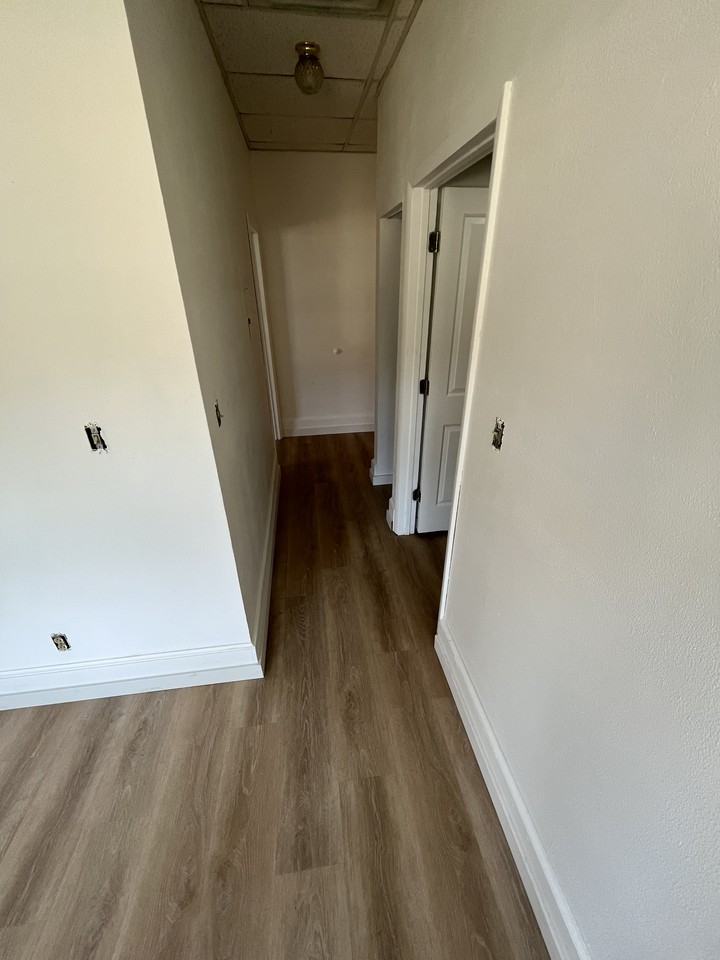 435 N Bellinger St #202 - Photo 5 of 12