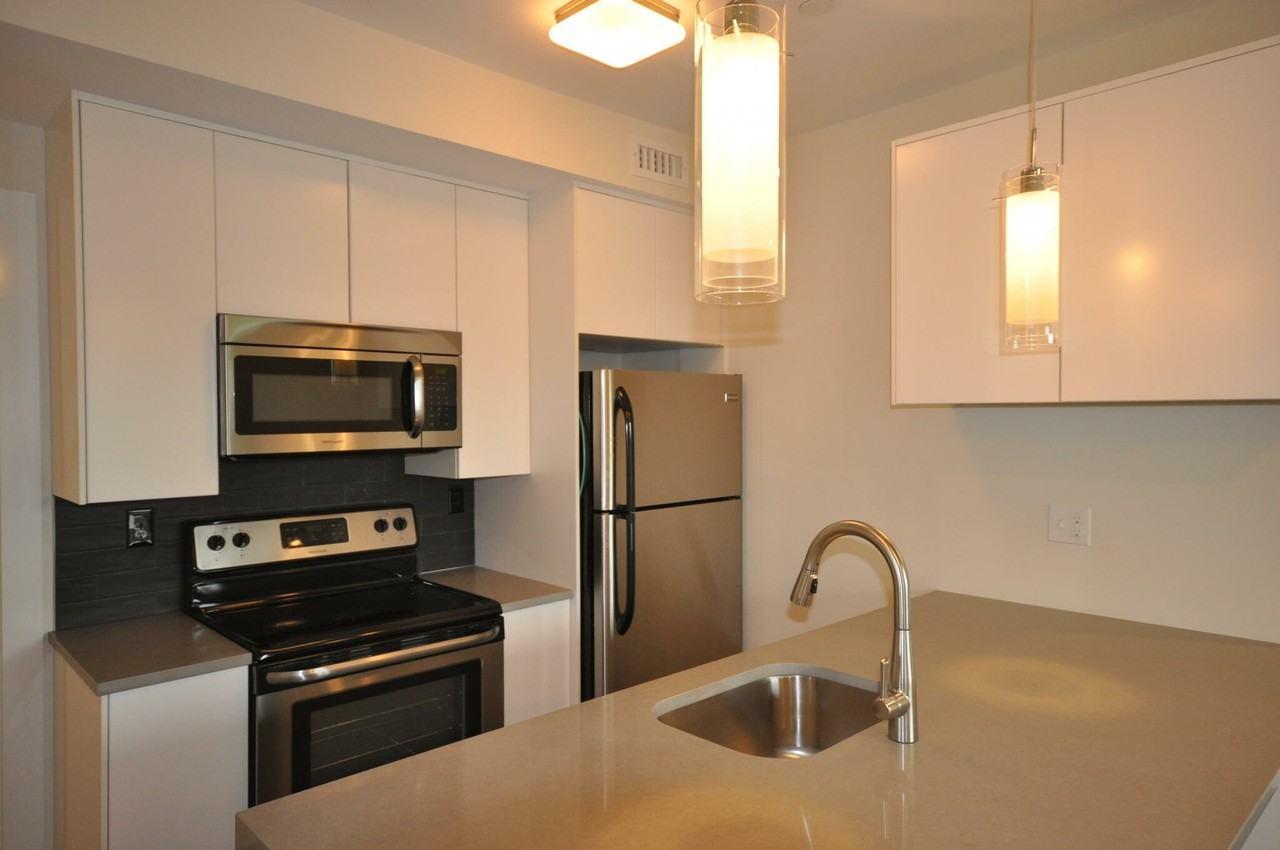659 Massachusetts Ave #7K - Photo 3 of 9