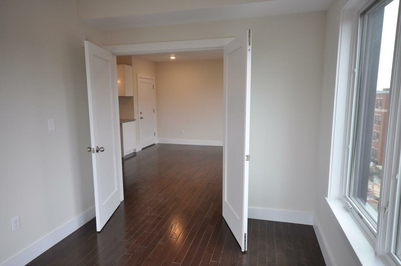 659 Massachusetts Ave #7K - Photo 7 of 9