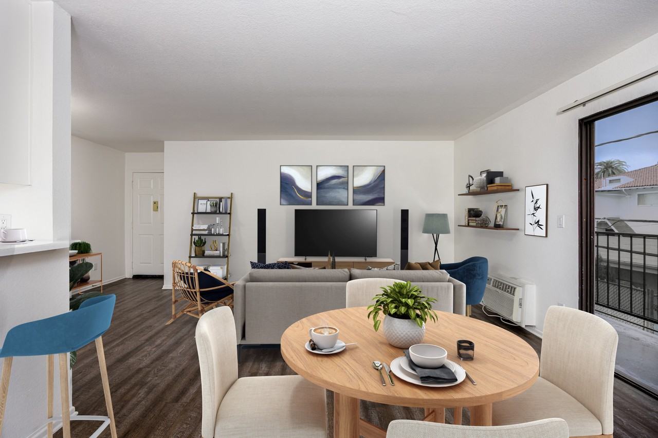 Reno Apartments - Photo 2 of 19