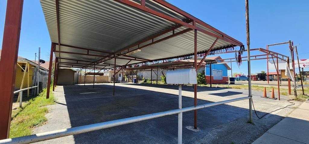 1890 East Garrison Street - Photo 3 of 16