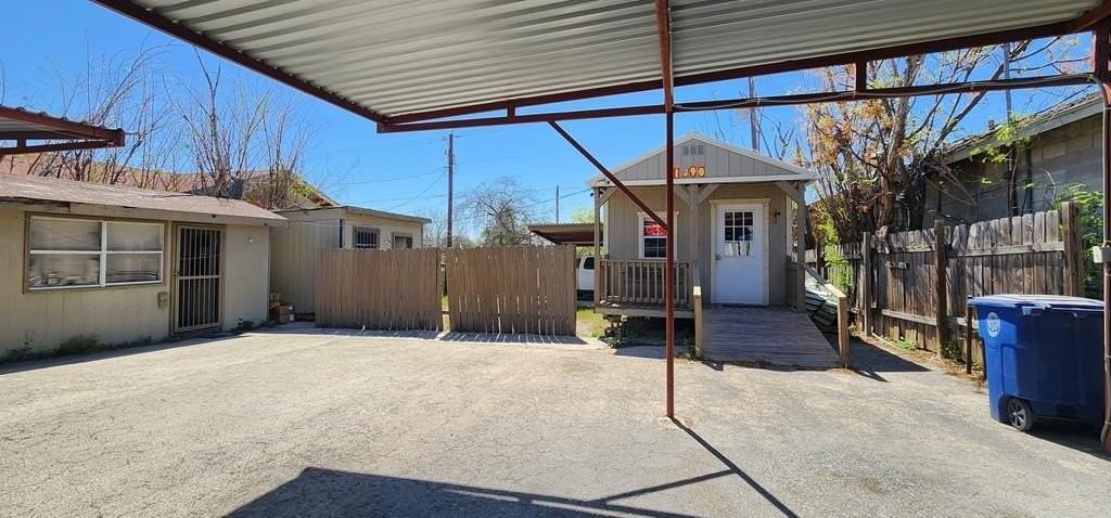 1890 East Garrison Street - Photo 6 of 16