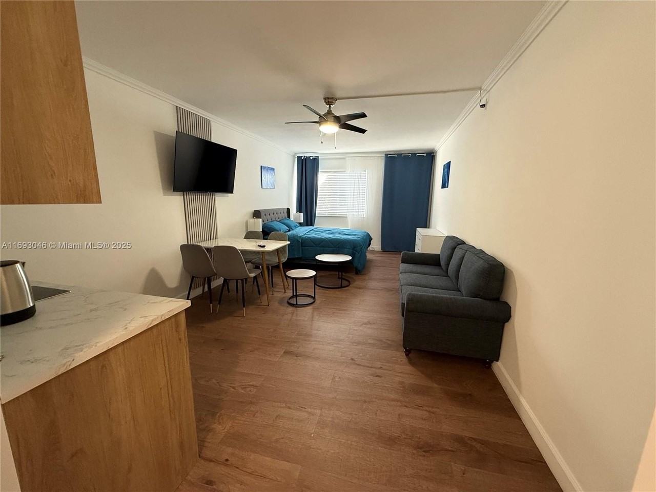 1600 Taft St - Photo 5 of 10