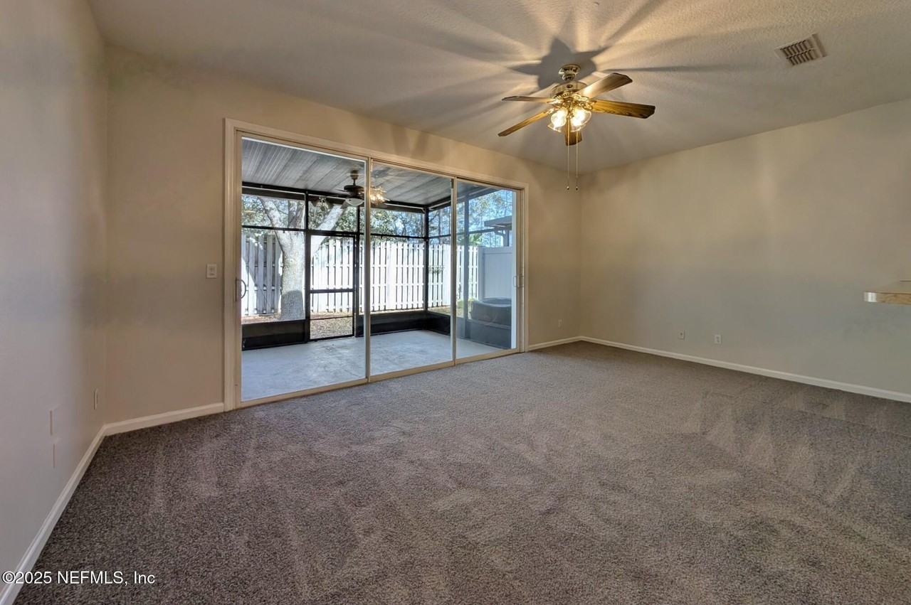 5815 Parkstone Crossing Dr - Photo 4 of 17