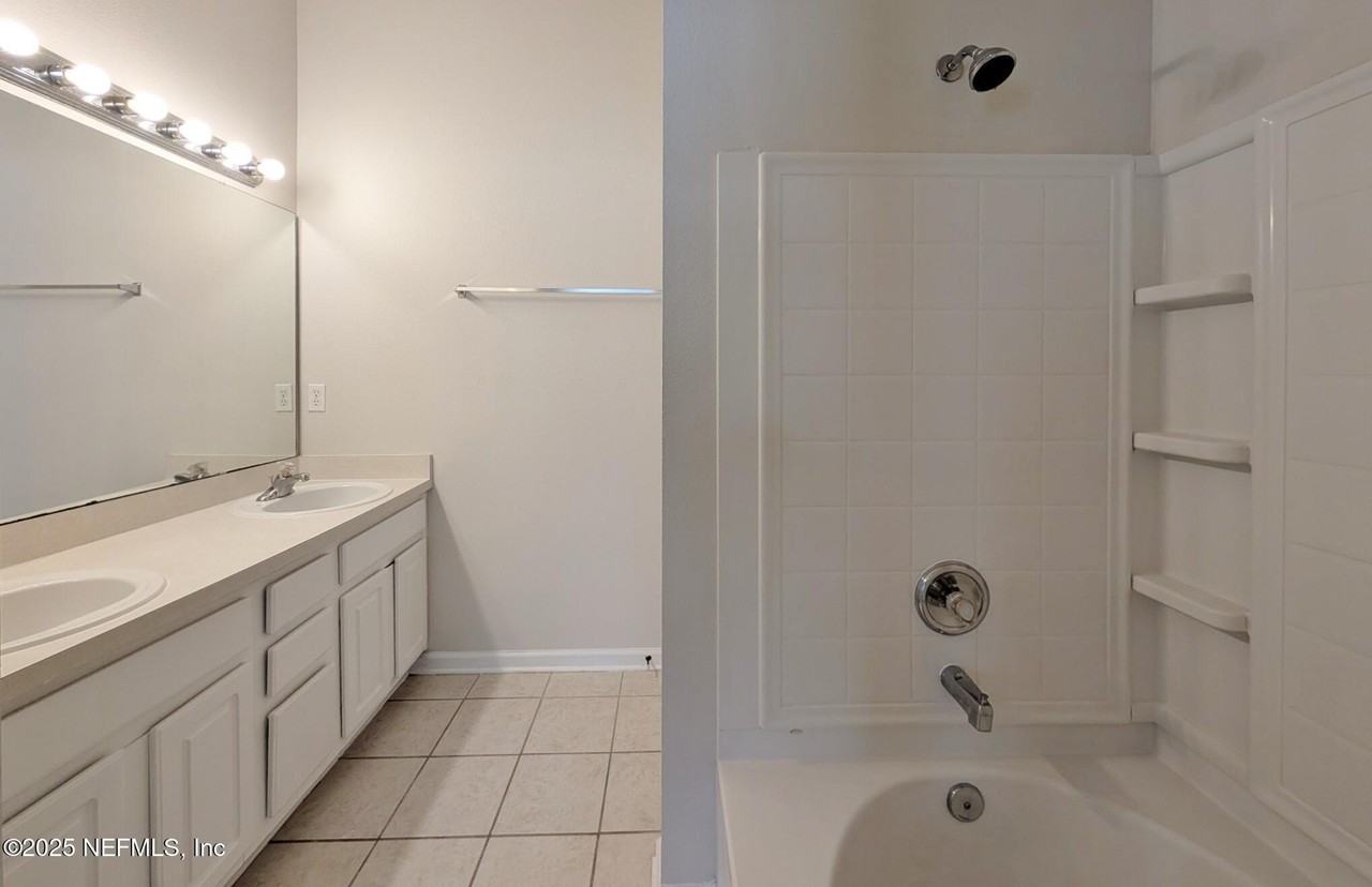 5815 Parkstone Crossing Dr - Photo 6 of 17