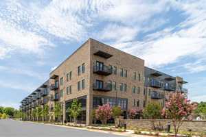 featured image of 3700 Governors Dr Nw