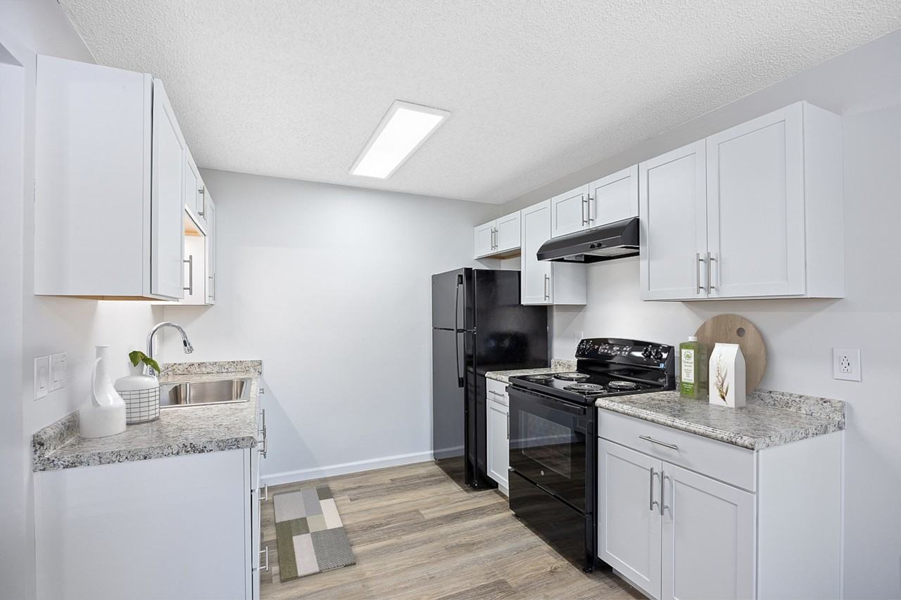 Echo Flats - Photo 3 of 9