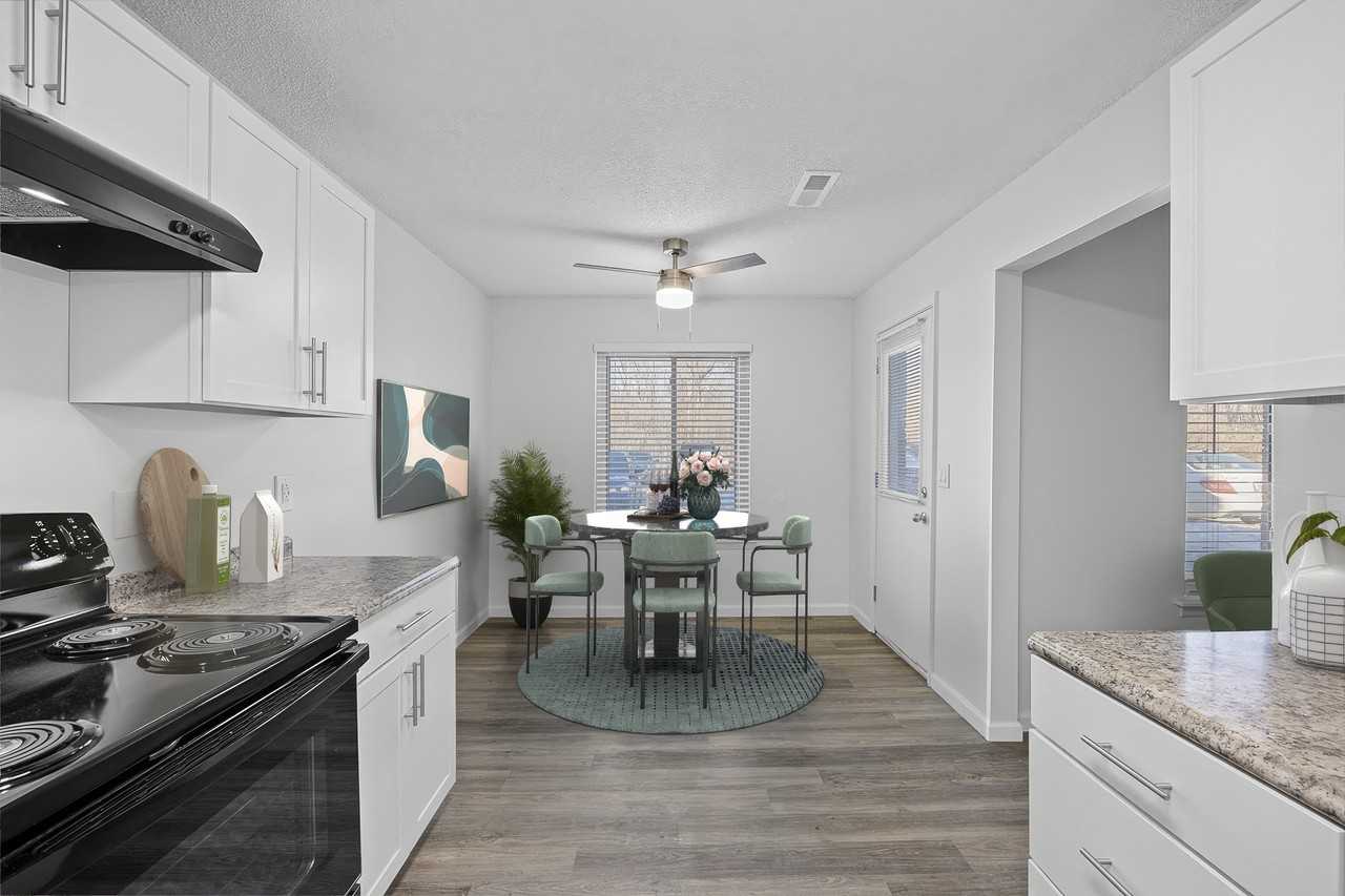 Echo Flats - Photo 4 of 9