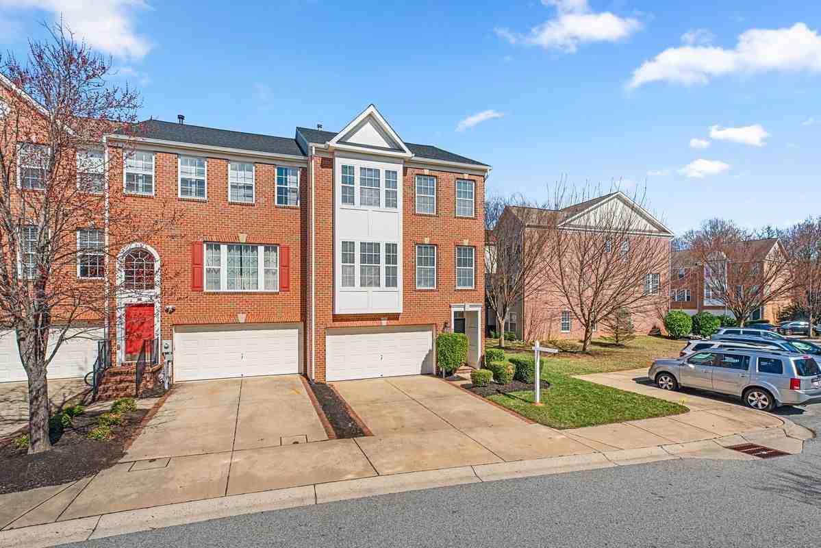 9954 Fragrant Lilies Way - Photo 2 of 31