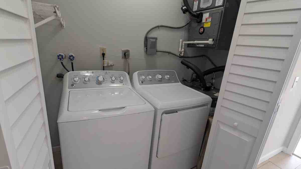 4755 Orleans Ct ##A - Photo 5 of 20