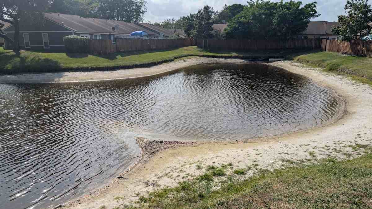 4755 Orleans Ct ##A - Photo 6 of 20