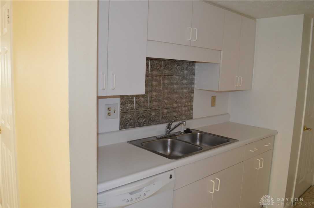 1219 Robbins Run Ct - Photo 7 of 25